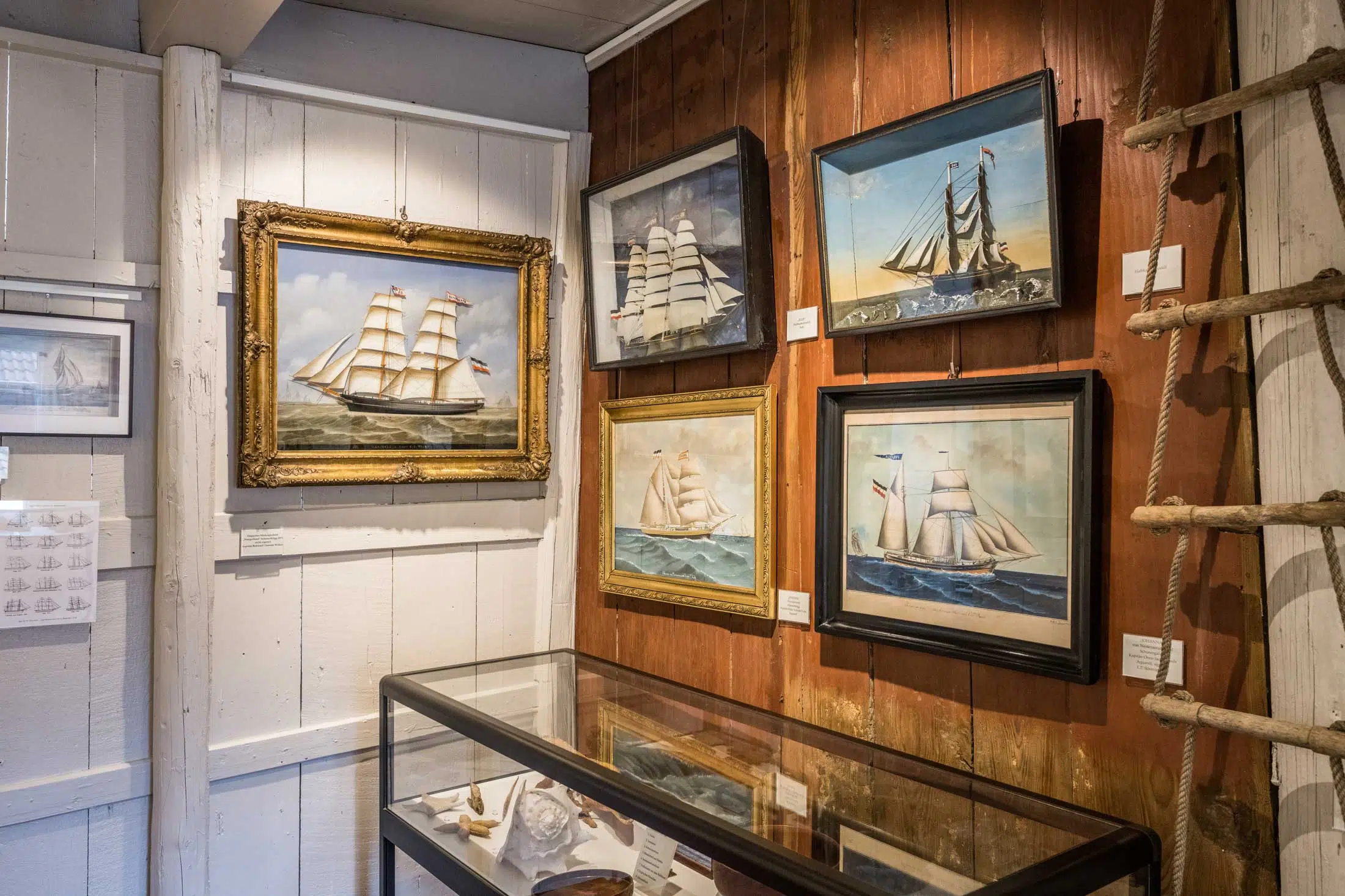 Die Geschichte der Segelschiffe im Zwei-Siele-Museum im Wiechers-Huus in Dornum